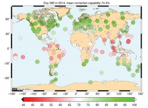 FIGURE 5d. RMS correction capability (percent, with a lower bound of 20 TECU) of GPS ICA (right) correction models for day 80, 2014.