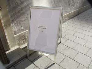 Discreet signage. Photo: GSA