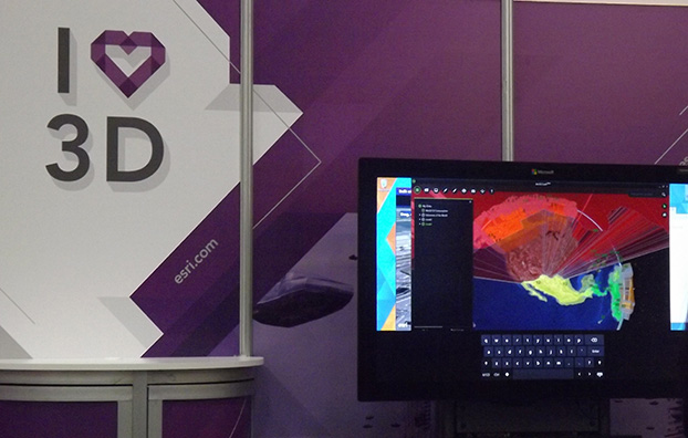 The Esri 3D mapping area in the Exhibit Hall. (Photo: Tracy Cozzens)