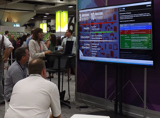 The mapping information area in the Exhibit Hall. (Photo: Tracy Cozzens)