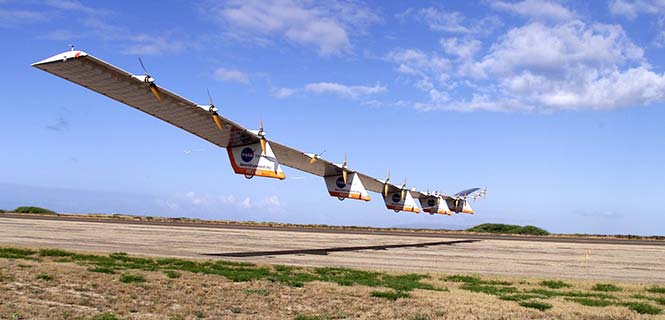 The solar-powered Helios in flight.(Photo: NASA)