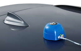 VBOX indoor positioning beacon atop a car. (Photo: Racelogic)