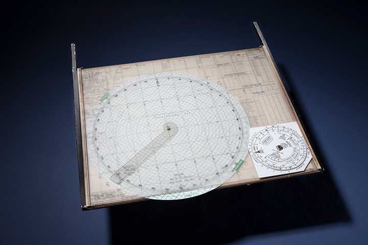 The Mark 3 Plotting Board was used in single-seat aircraft flying in the Pacific. (Photo: National Air and Space Museum, Smithsonian Institution)