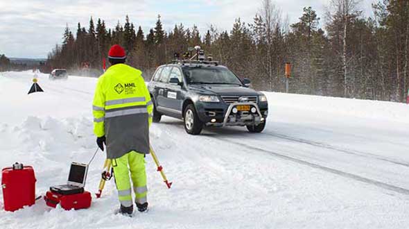 The Arctic-PNT team’s testing was based around a robotic car crammed with sensors and recording equipment. Called Martti, the vehicle was supplied by Finland’s VTT Technical Research Centre. (Photo: ESA)