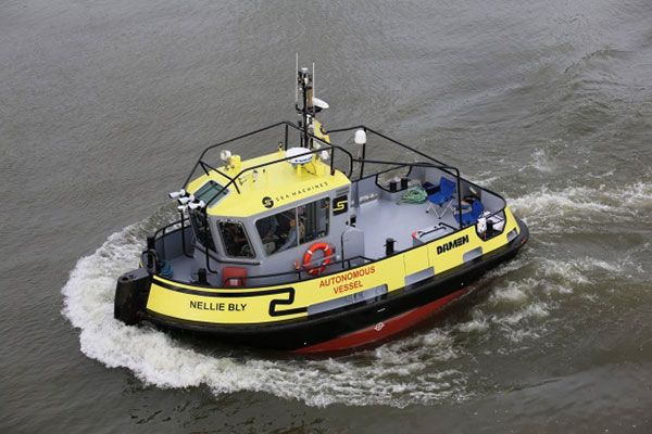 Autonomous tugboat Nellie Bly. (Photo: Arie Boer)