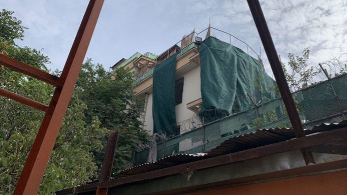 Suspected damaged al-Zawahiri house in Kabul (Photo: Secunder Kermani/BBC News)