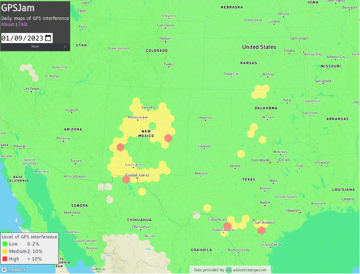 Low navigation accuracy reports displayed at GPSJam.org. in New Mexico reports were due to GPS interference from military testing. In Texas and Oklahoma, military aerobatics training likely caused reports of low navigation accuracy. (Image: GPSJam.org)
