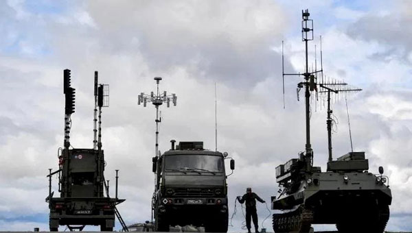 Russian Pole-21 jammer – (photo: Defense Ministry, Russia)