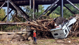 Photo: Logan Combs, USGS