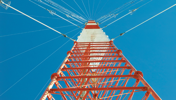 USCG Loran tower circa 1995. (Photo: RNT Foundation)