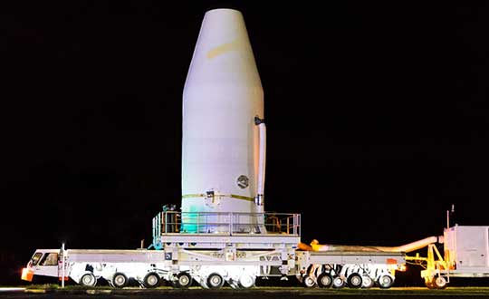 ULA technicians transport the GPS III satellite to the Delta IV launchpad.( Photo: United Launch Alliance)